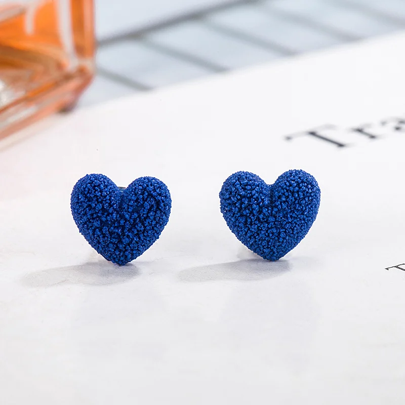 

Frosted Klein Blue Crystal Small Heart-shaped Ear Studs Earrings for Women's Engagement Wedding Earrings Pendientes Femeninos