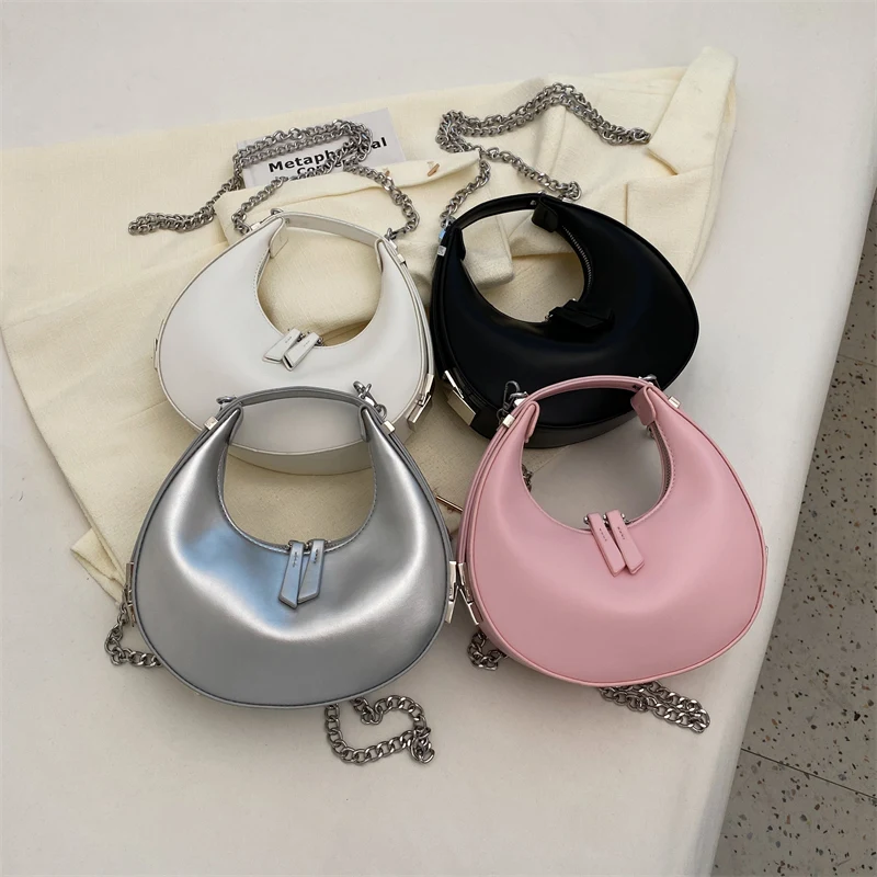 

Сумка кросс-боди из серебристой кожи, 2023