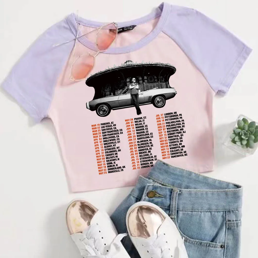 Женский короткий топ с коротким рукавом круглым вырезом и