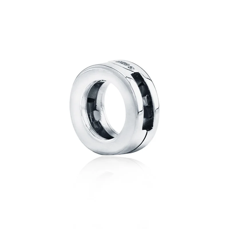 

Женский серебряный браслет с кольцом