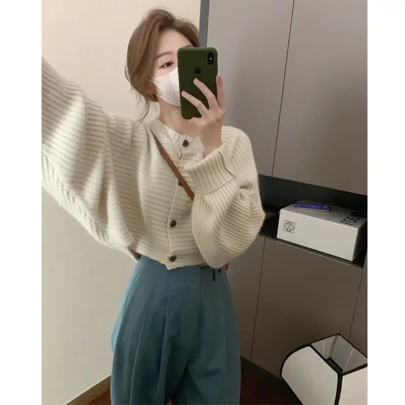 

Женский кардиган с круглым вырезом, длинным рукавом и круглым вырезом