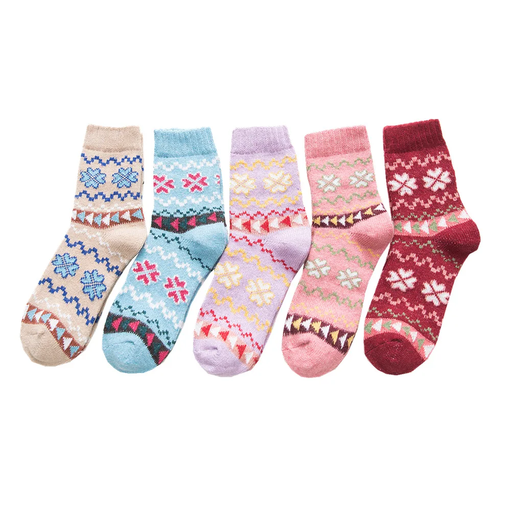 5 Pairs Winter Autumn Women Wool Socks Warmer Ethnic Style Cashmere Thermal Thicken Four Love Women Cute Socks