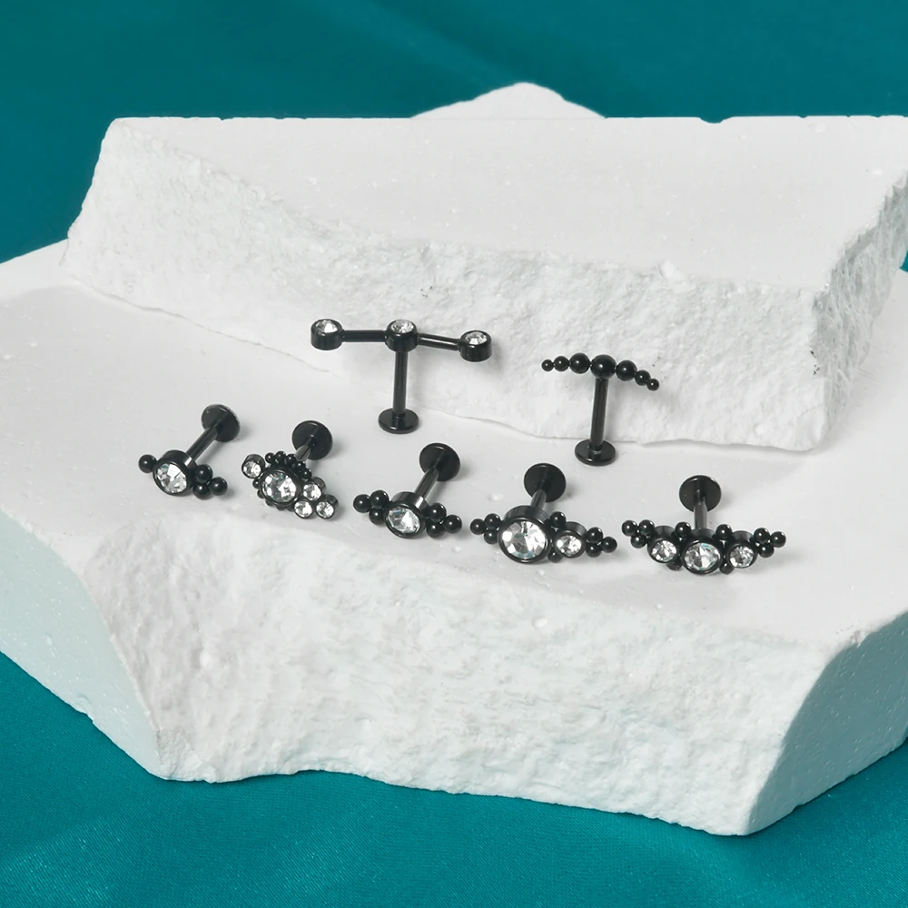 Кольцо для губ черное стальное с фианитом пуш-ап без резьбы Кристальный кластер