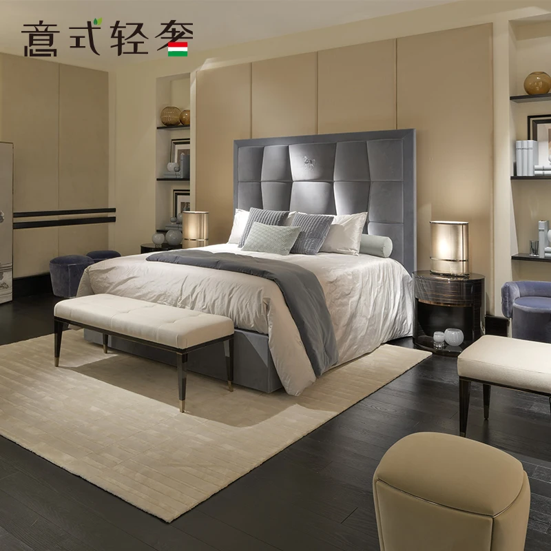 

Light luxury master bedroom double fabric wedding bed high-end custom-made modern Italian furniture