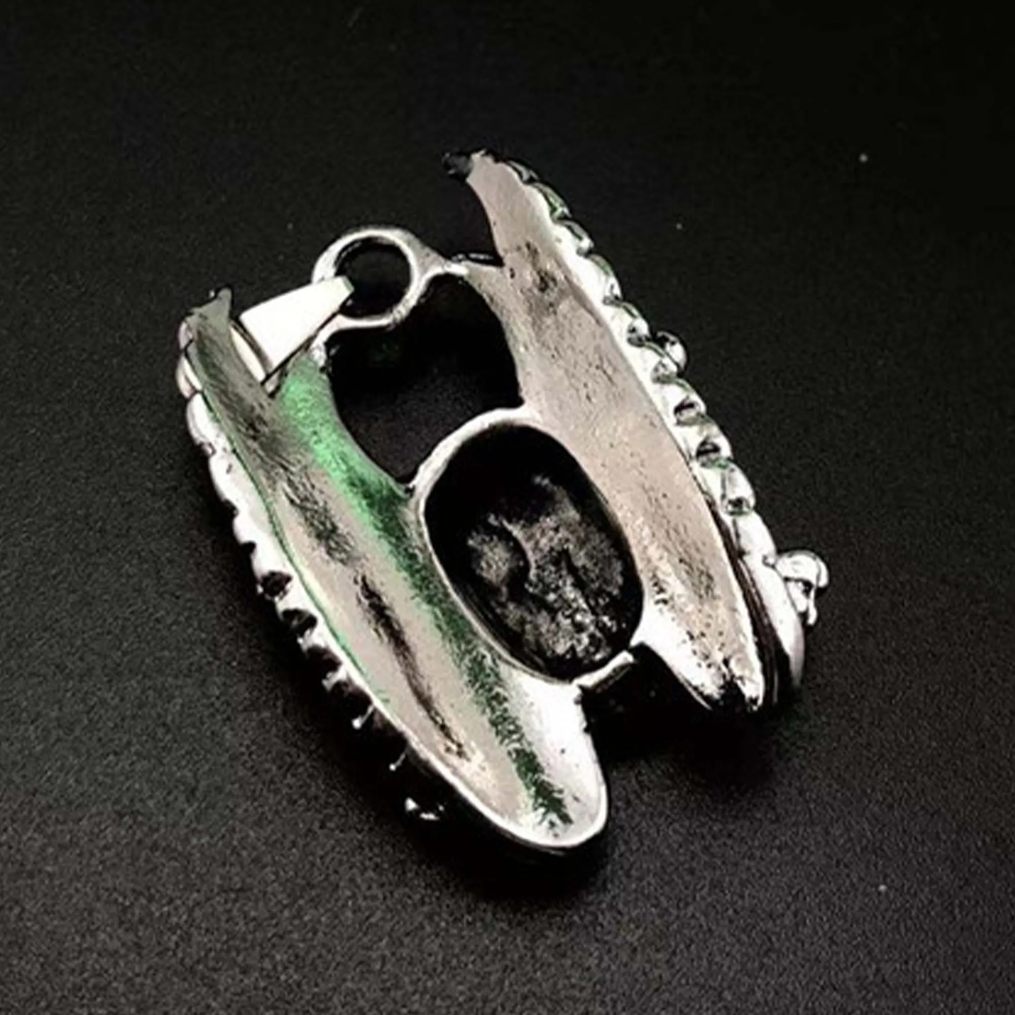 1PCS-10PCS/Lot 40x25mm Silver Punk Wings Skull Pendant DIY Men and Women Necklace Bracelet Keychain Jewelry Charm Accessories