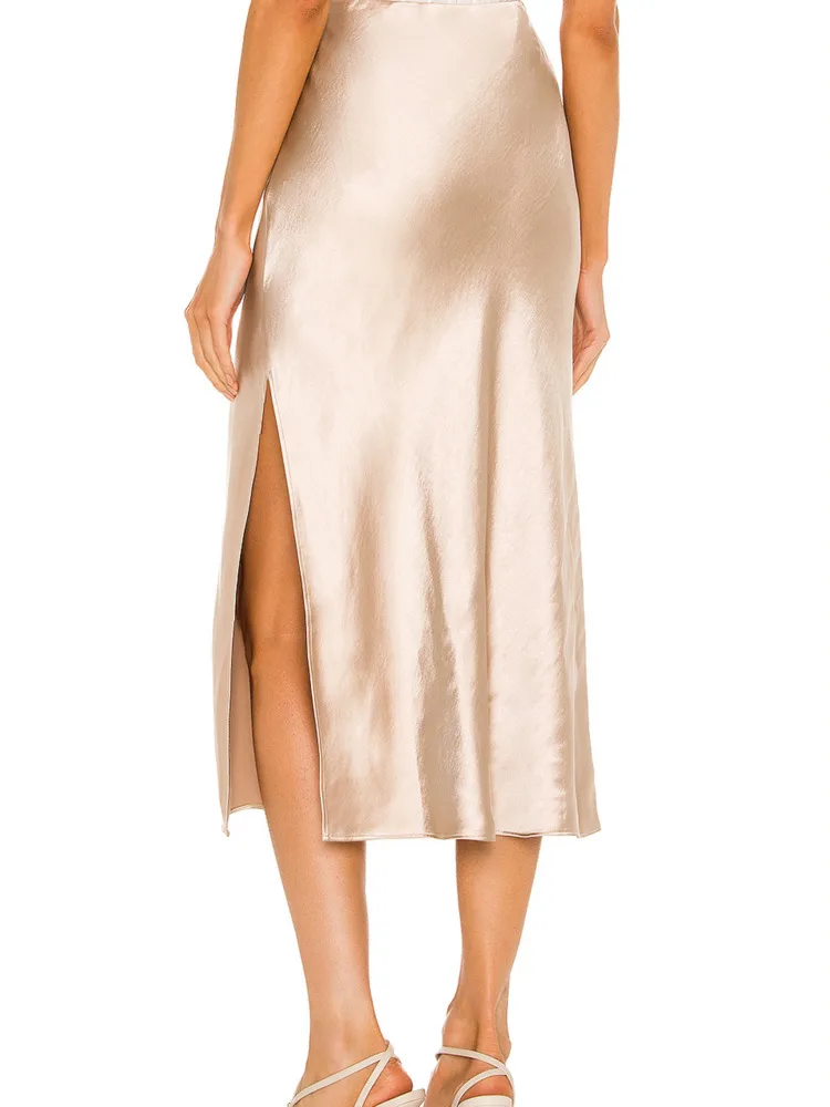 Женская атласная юбка-миди с высокой талией