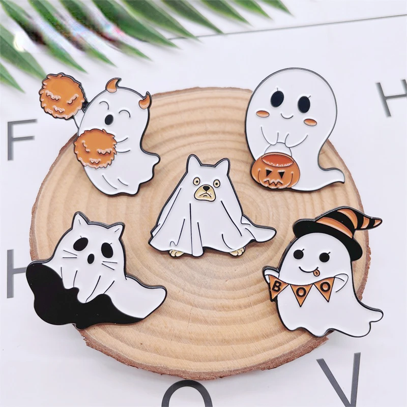 

Creative Punk Halloween Enamel Pins White Ghost Pumpkin Bones Skeleton Alloy Brooch Badge Clothes Accessories Jewelry Gifts