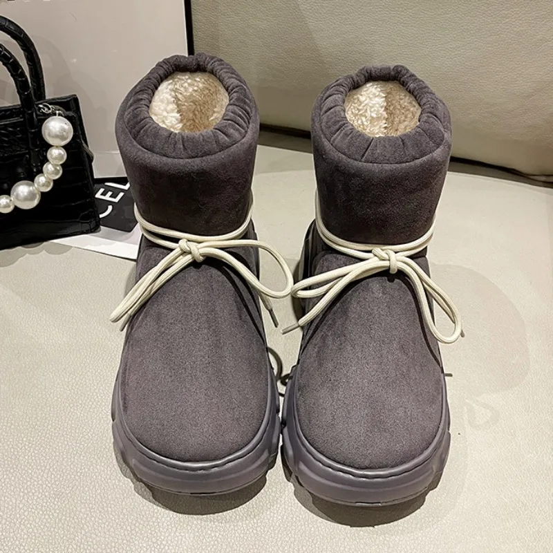 Женские уличные зимние ботинки теплые меховые на высокой толстой подошве