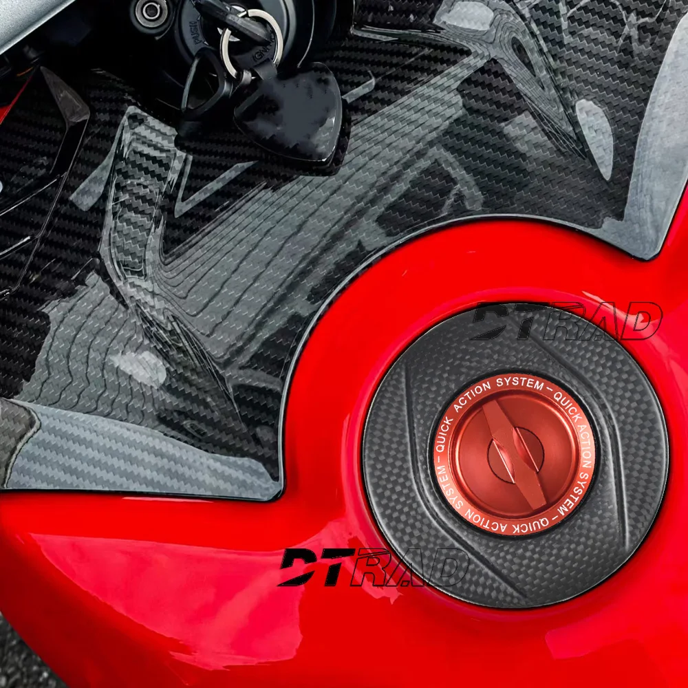 Фото Крышка топливного бака из карбона без ключа для мотоциклов MV Agusta F4 R RR RC 2010-2018, BRUTALE 1000, 920, 910, 990R, 1090, 1078, 750 №2