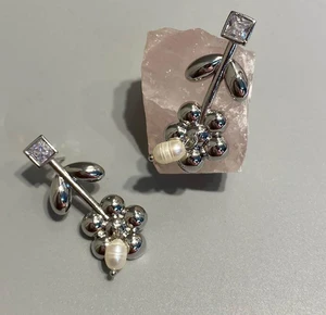 22 new freshwater pearl METAL flower earrings ball bead grape zircon diamond design trendy sweet cool girl designer jewelry