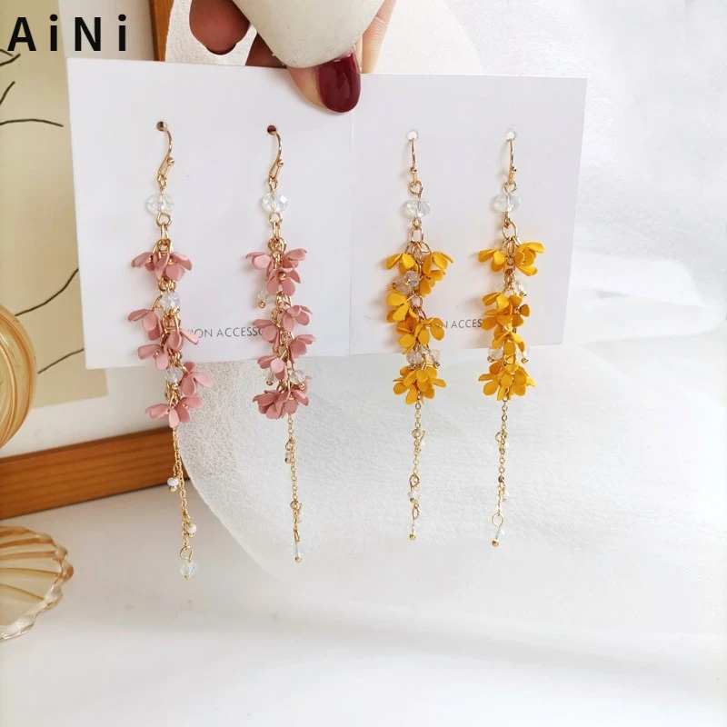 

Delicate Jewelry Tassel Flower Earrings Pretty Design Sweet Yellow Pink White Dangle Earrings For Girl Women Accessories Gifts