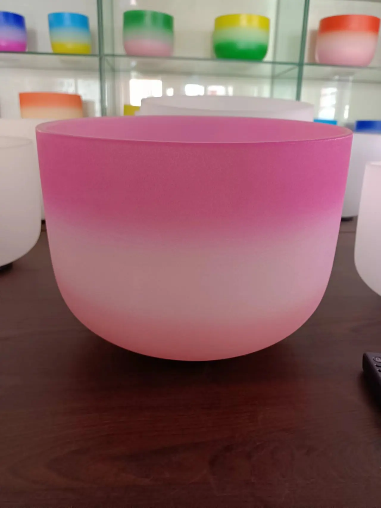 

Хрустальная Поющая чаша Hye-eun, 10 дюймов, конфеты, A B C D E F G Note, 1 шт. для йоги, медитации, здорового звучания, уличная чаша для здоровья