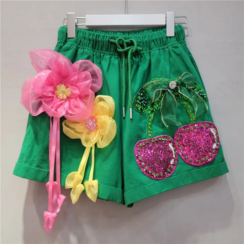 European Style 2023 Spring Summer New Jeans Design Sense Heavy Industry Beads Embroidered Sequins Flower Casual Shorts For Women