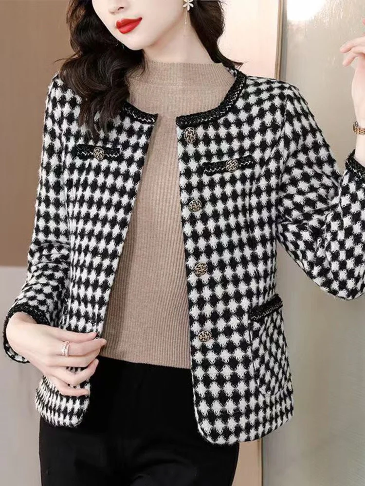 

Women Vintage Elegant Solid Color Single Button Business Single Button Fashion Long Sleeve Casual Classic Chic Blazer