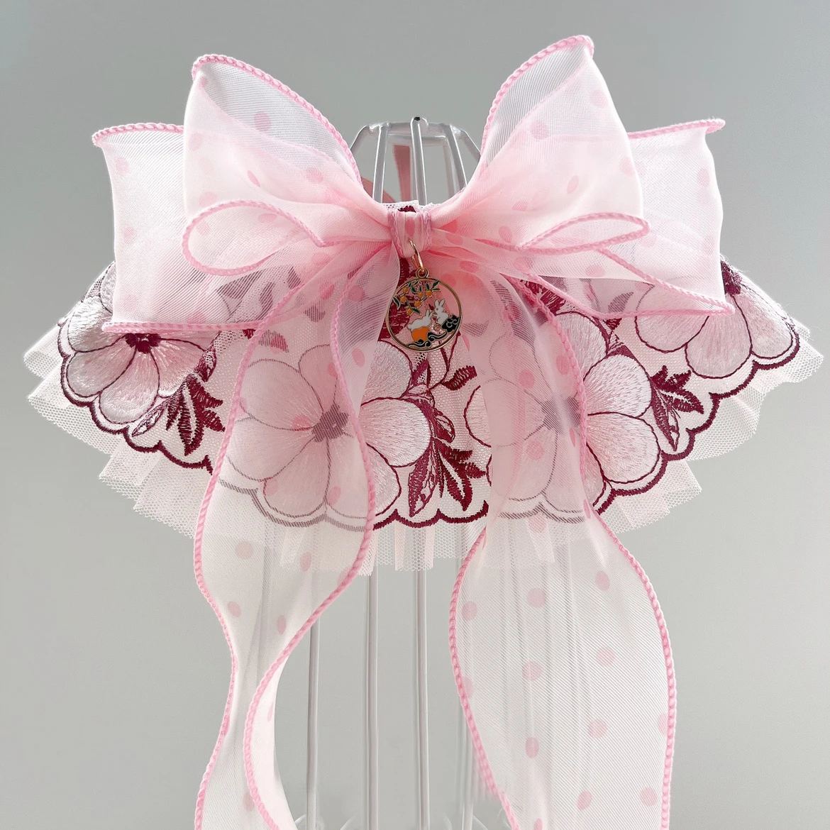 

Pink Lace Dot Big Bow Puppy Dog Bib Collars Fashion Chic Flower Embroidery Neckerchief Pet Dog Supplies Jewelry Accessoty Poodle