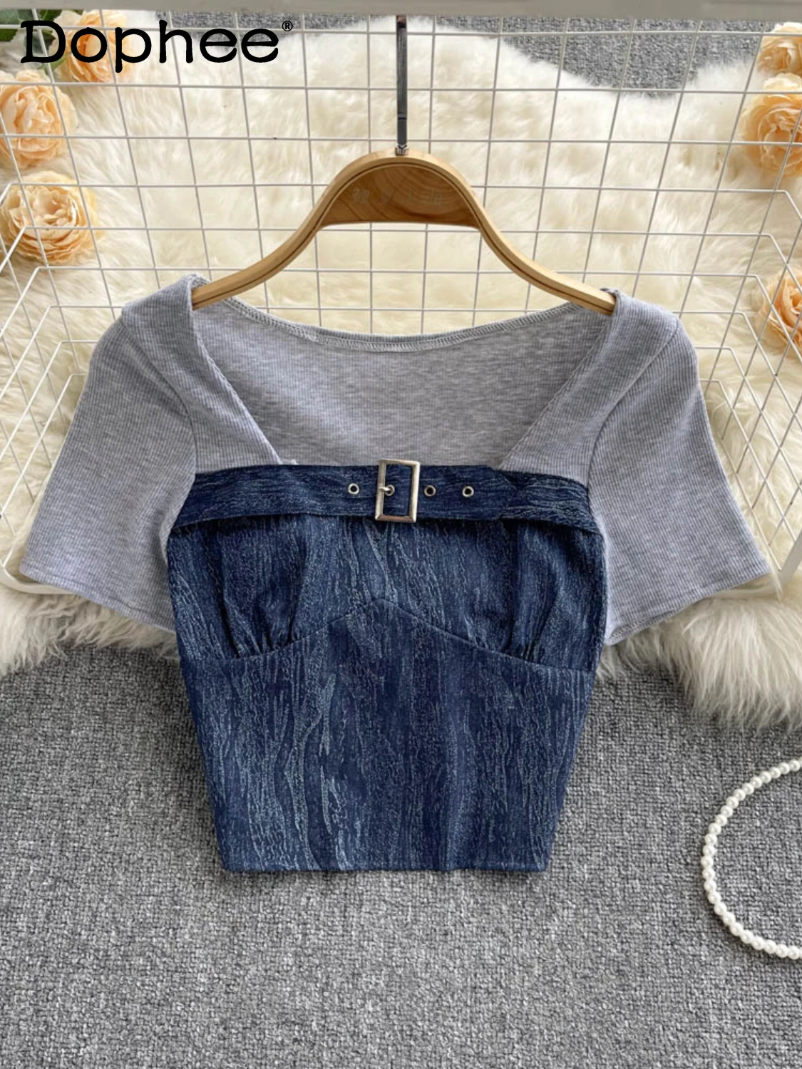 

2022 New Summer Fake Two-Piece Contrast Color Fit T-shirt Lady Temperament Square Collar Short Sleeve Tshirt Crop Top for Women