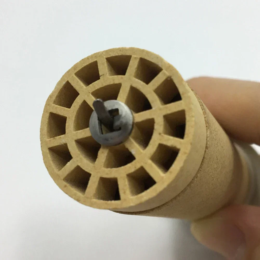 

Керамический нагревательный элемент 230В 1550Вт для горячего пневматического пистолета