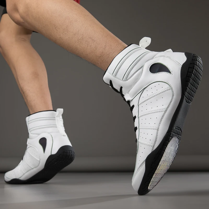 36-46 New Arrival Boxing Shoes Men Women Wrestling Boots Non-Slip Fighting Shoes Boxing Sport Sneakers Plus Size
