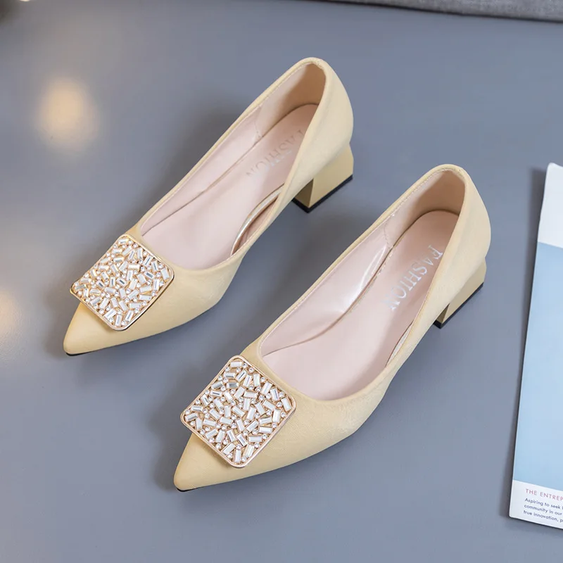 

Женская обувь, свадебные туфли, обувь на тонком высоком каблуке, замшевые туфли с закрытым носком, с тонкой металлической пряжкой, туфли на в...