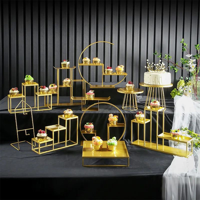 

[ 11 PCS ] European Dessert Table Show Wedding Decoration Set Simple cake Dim sum rack buffet buffet tea break table Golden