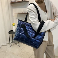 2022 new design solid color geometric lady handbags nylon lattice big capacity outdoor casual tote bags for woman