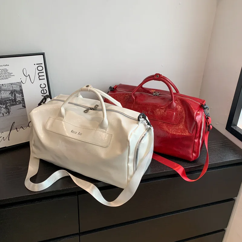 Large capacity travel bag for women sports fitness bag new luggage bags women crossbody Gym weekend duffle handbag