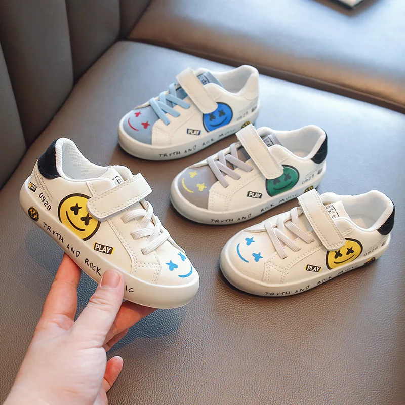 

2022 Spring Autumn Children's Casual Shoes New Boys' Soft-soled White Shoes Fashion Baby Girls' Smile Face Sports Shoes