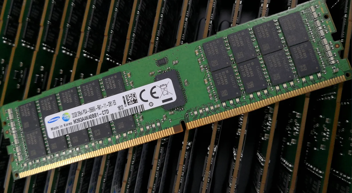 

32G 2RX4 PC4-DDR4 2666 ECC REG 32GB PC4-2666V Серверная память