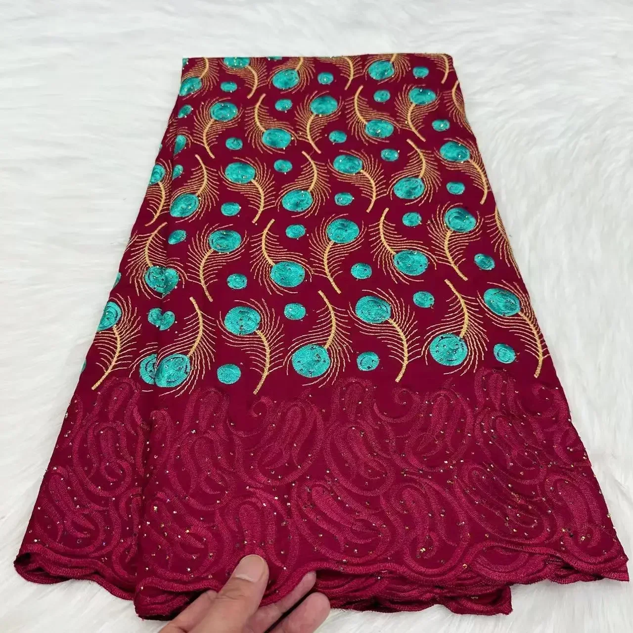 Новейшая розовая черная швейцарская кружевная ткань в Швейцарии 2024