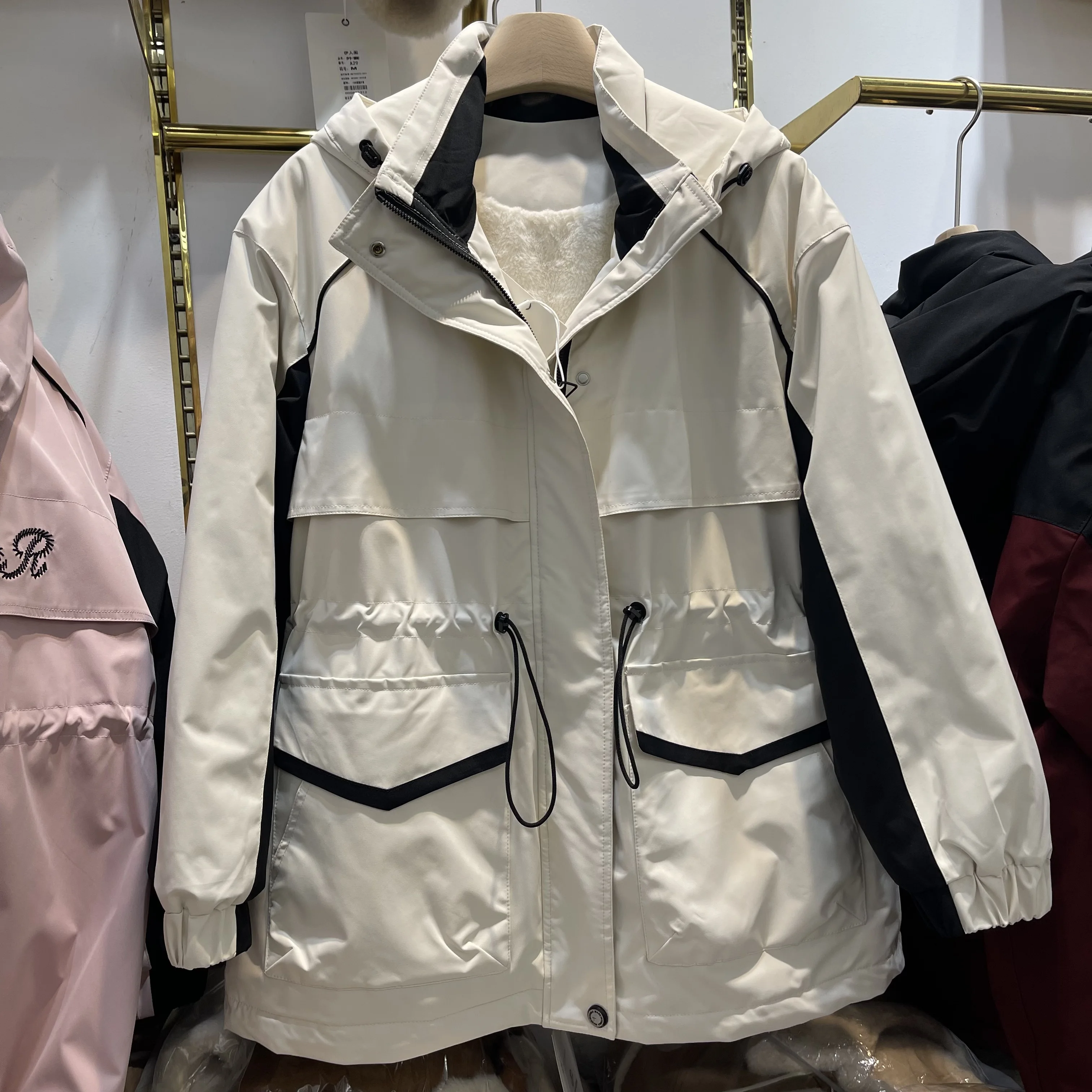 Mid-Length Hood Embroidery Fleece-lined Thickened Trench coat Outerwear Women 2024 Winter New Western Sle Waist Hugging Sli...