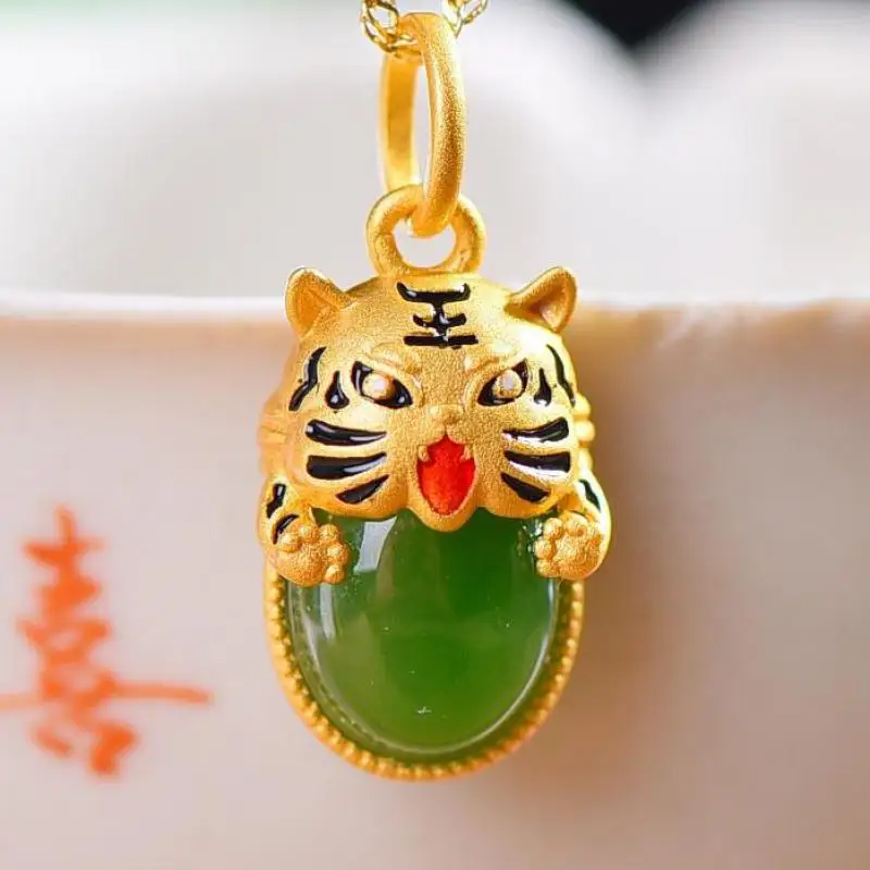 

Ожерелье женское из серебра 925 пробы с натуральным зеленым нефритом и тигром