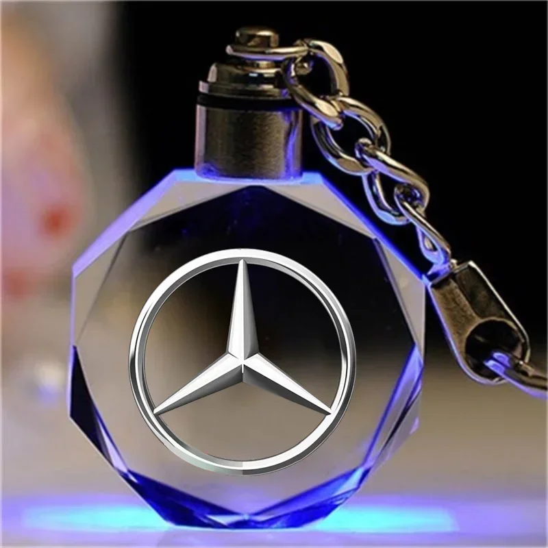 

Светодиодный автомобильный брелок с восьмиугольной подвеской для Mercedes Benz W211 W203 W204 W210 W124 W212 W220 W205 W176 W166 CLA CLK GLA