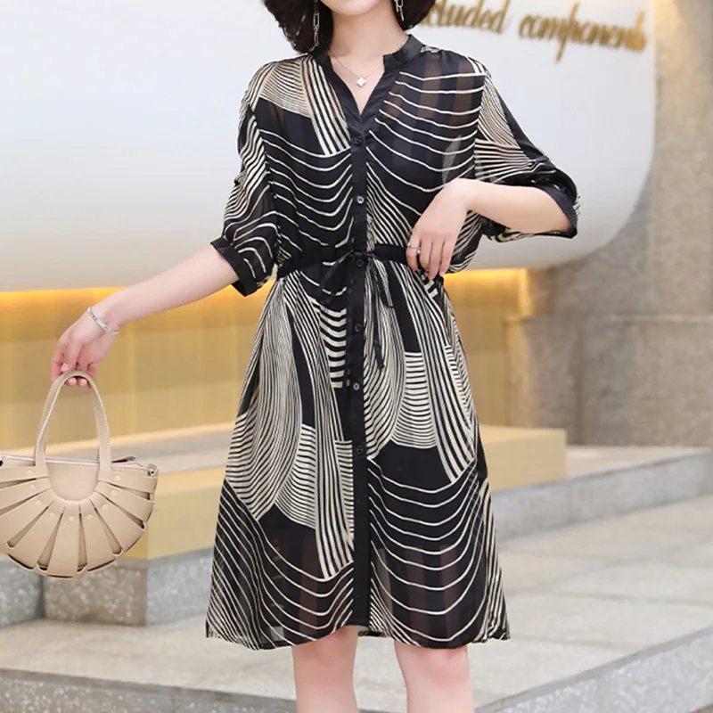 Женское винтажное платье-рубашка свободное милое платье средней длины в полоску