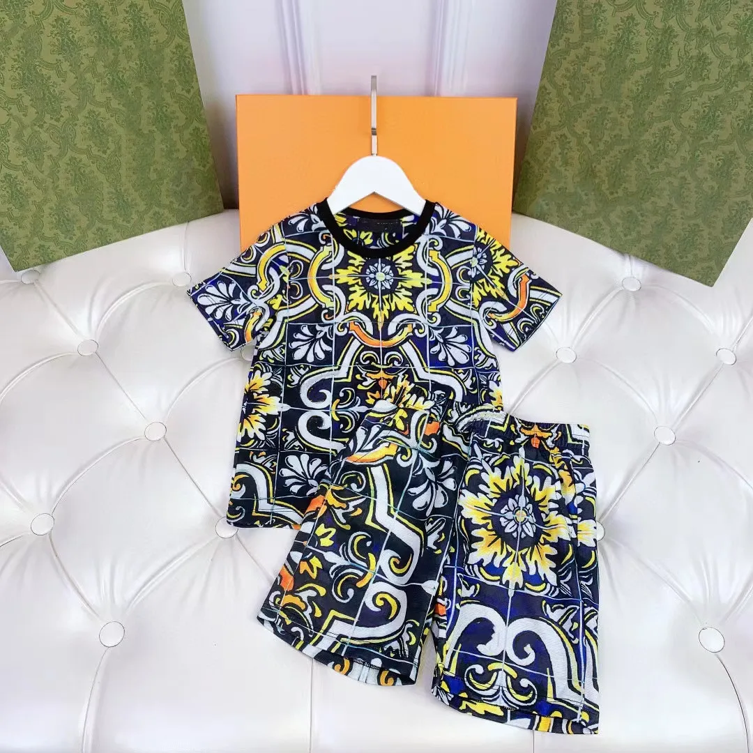 

High end Children's Clothing Summer 2022 New Boys' Printed Cotton T-Shirt + Shorts Simple fashion children's Two piece set