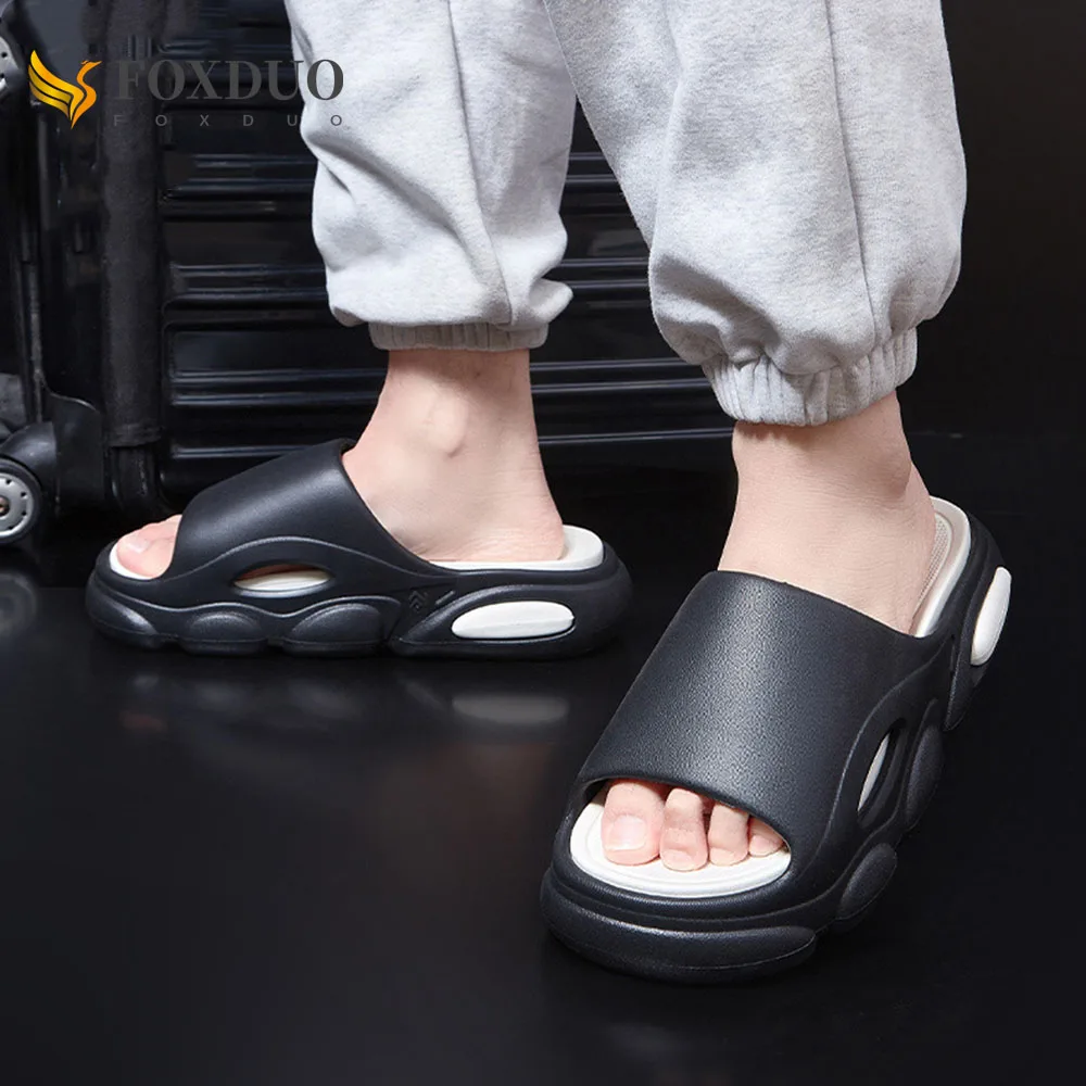 New Unisex Sneaker Slippers Summer Cloud Slides Soft EVA Thick Sole Pillow Slipper Outdoor Women Men Sports Sandals Beach Shoes