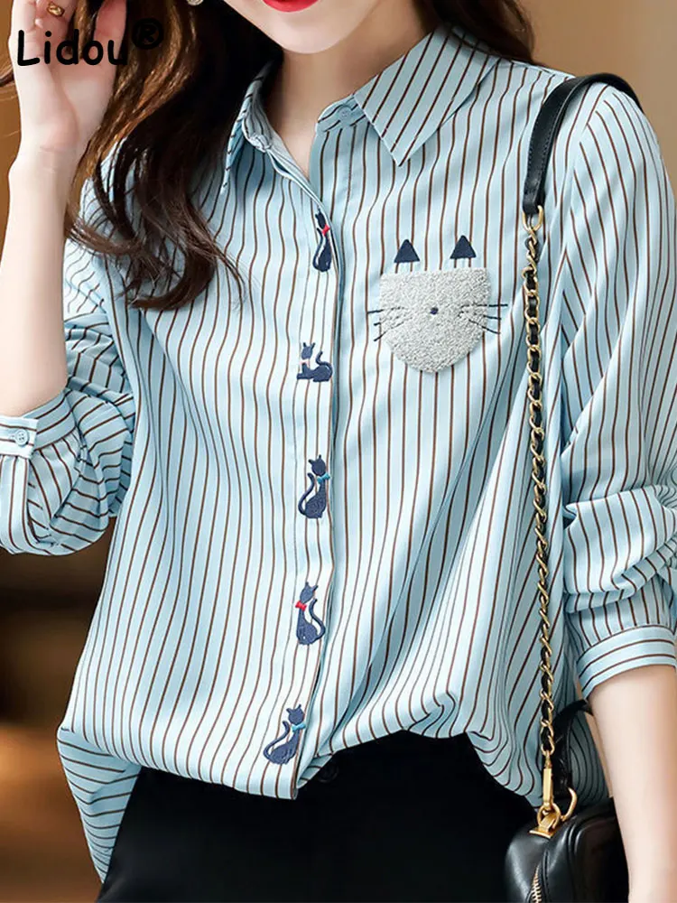 Повседневные свободные полосатые модные женские блузки на пуговицах с вышивкой