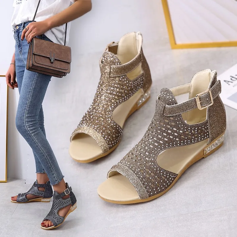 

Explosive Style 2021 New Fashion Summer Sandals Female Korean Casual Fish Mouth Flat Belt Buckle Hollow Rhinestones Size 36-43