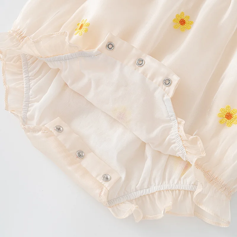 Baby clothes newborn baby one-piece princess bag fart clothes Xiao Zou Ju long-sleeved romper