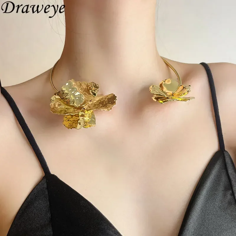 Металлическое ожерелье Draweye с цветами