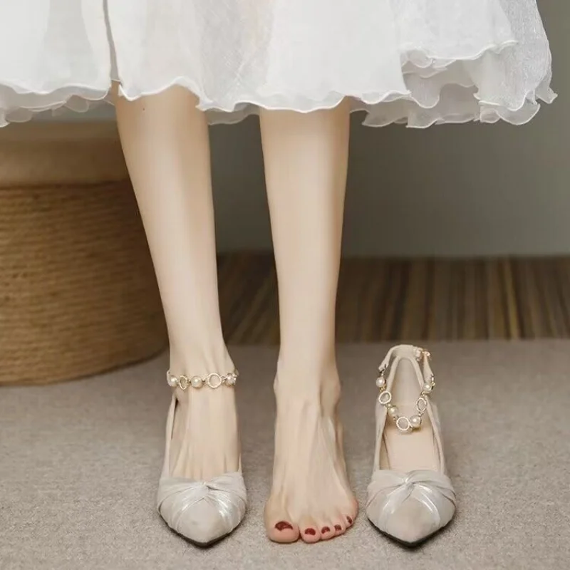 

Туфли женские на толстом каблуке, заостренный носок, жемчуг, высокий каблук, обувь для подружек невесты, для вечеринок, для взрослых