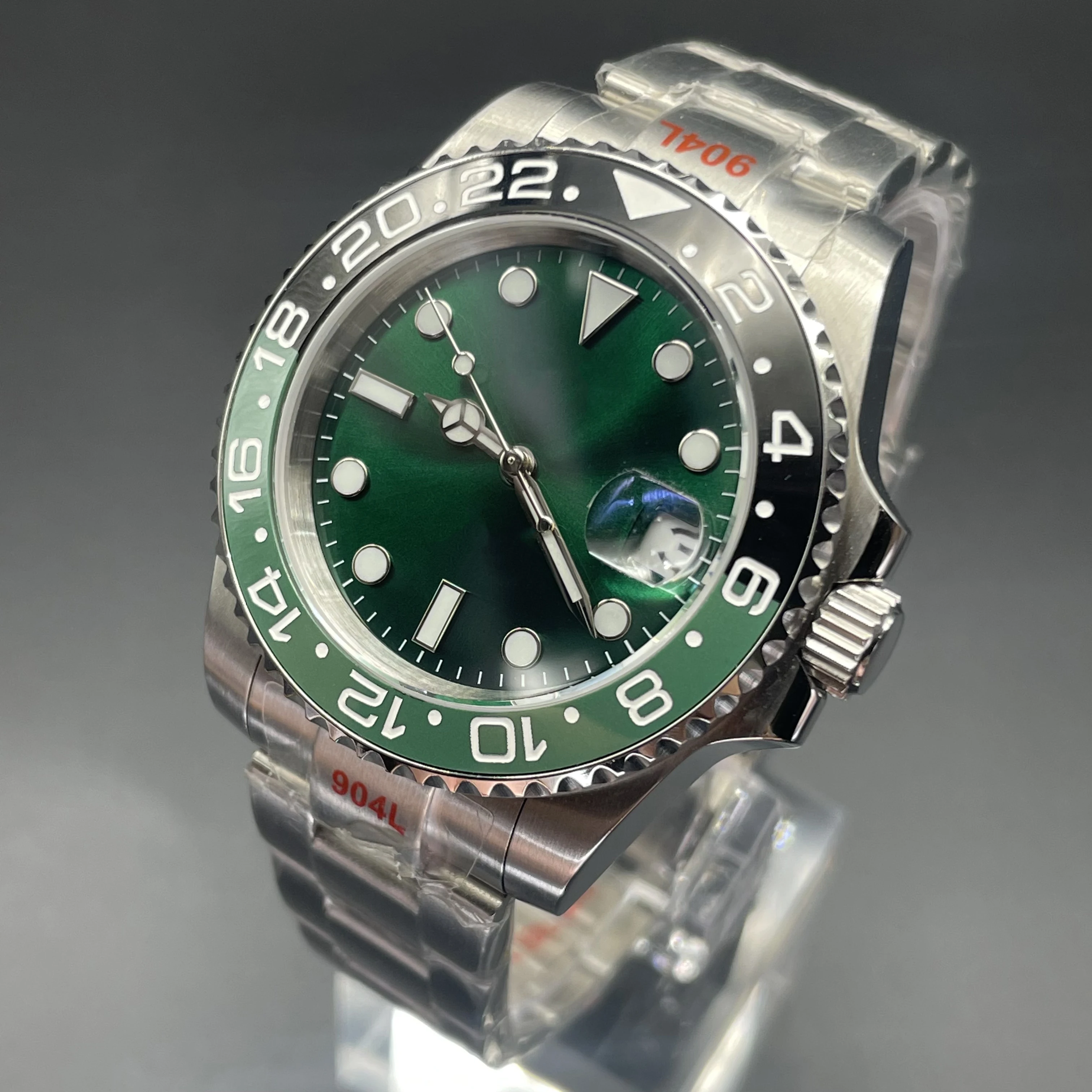 

Men's mechanical watch green dial luminous waterproof luxury watch MIYOTA 8215 brushed oyster strap sapphire crystal mirror
