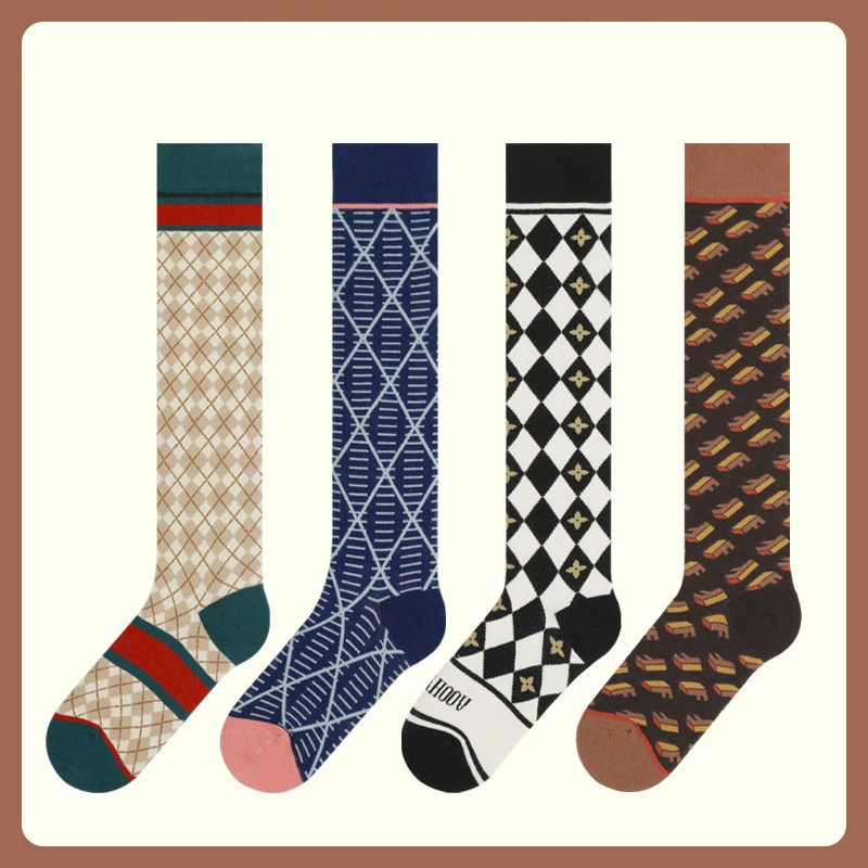 7 Pairs of fine cotton women's socks jk Plaid black and white Ringer calf socks slim knee-high stockings for women