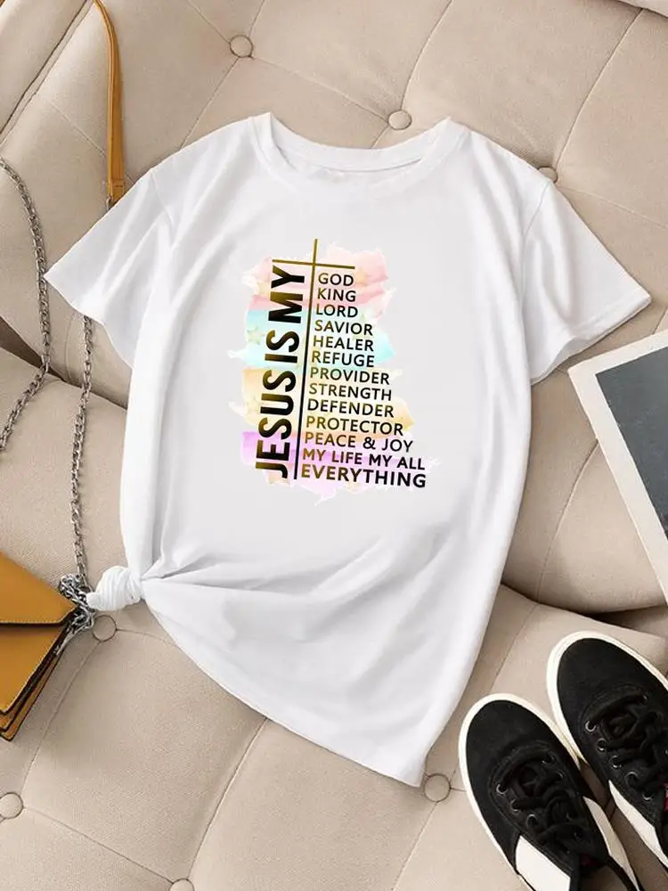 Женская футболка с коротким рукавом и принтом в виде бабочки