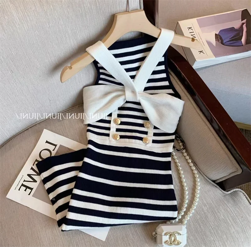 

Summer Women Sexy One-Shoulder Dress Vintage Striped Casual Knitted Dres 2023 New Multi-Button Mini Bodycon Sweater Dress P528
