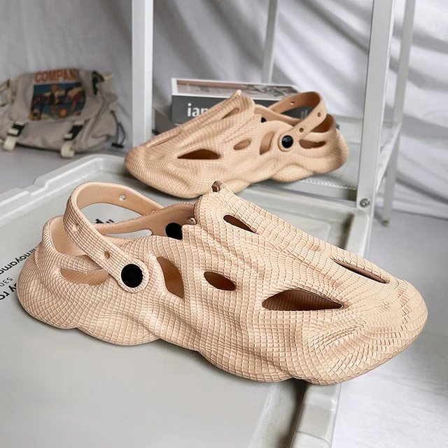

Summer men's and women's slippers Comfortable outdoor sandals, wooden clogs, beach slippers, indoor home slippers, bathroom men'