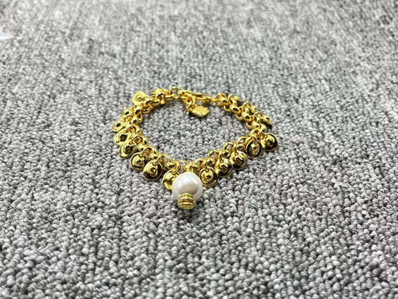 

Европейские и американские оригинальные модные гальванические Роскошные жемчужные браслеты из серебра 925 пробы, праздничные украшения в п...