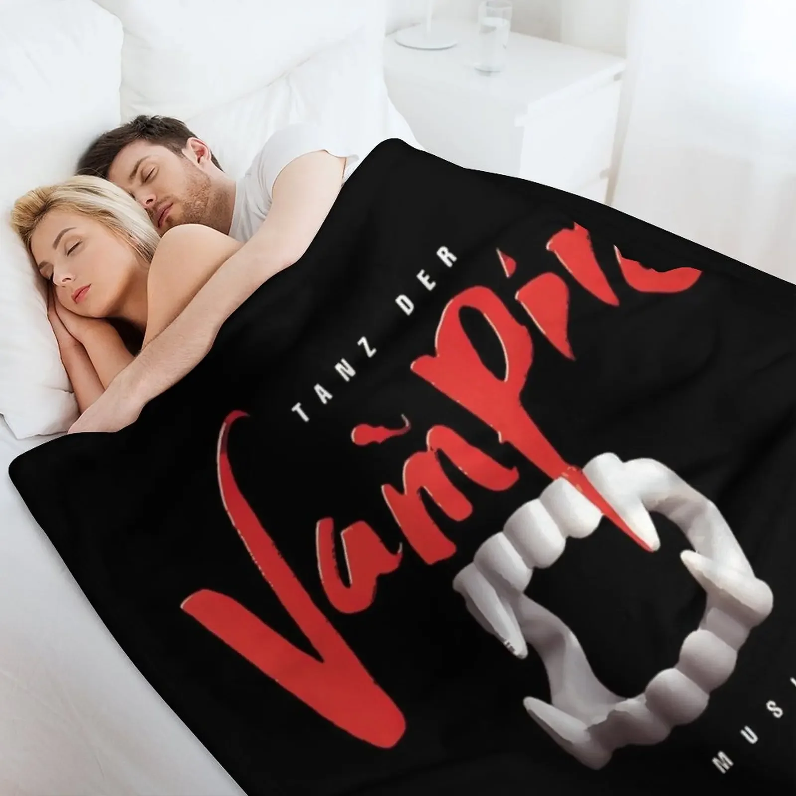 Фото Плед Tanz der Vampire, пушистый и уютный плед для домашнего декора №4