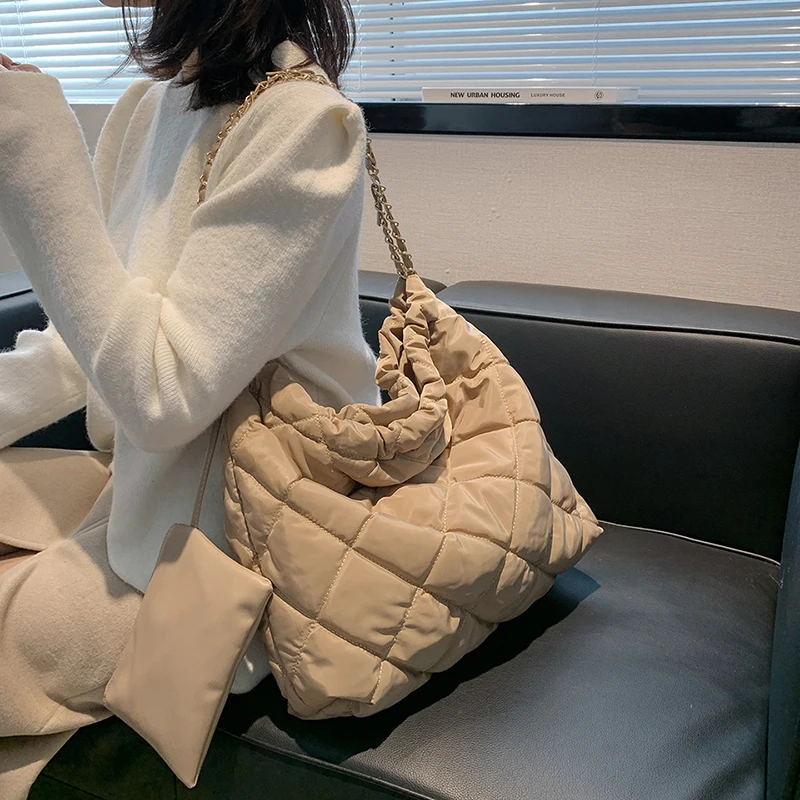Fashion Lingge Chains Large Capacity Tote Bag Designer Quilted Women Shoulder Bags Nylon Down Cotton Crossbody Bag 2 Bags Set