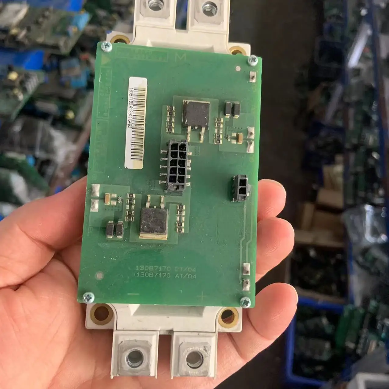 130B7170 CT/AT Инвертор Danfoss для разборки 90 110 132 кВт Защитный привод 130B7181 7180