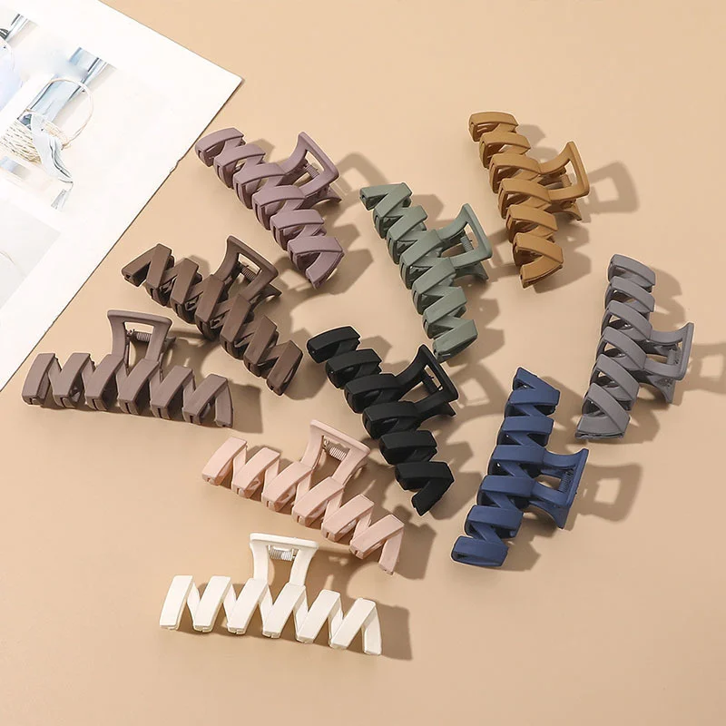 Женские крупные заколки для волос в Корейском стиле элегантные матовые